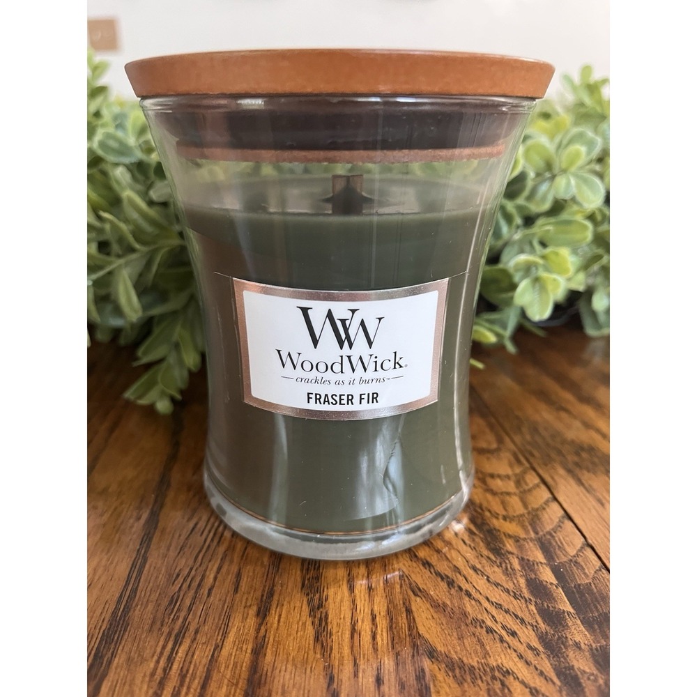 WoodWick Medium Hourglass Fraser Fir Jar Candle 9.7oz Crackling Wood Wick Brand - Picture 2 of 4